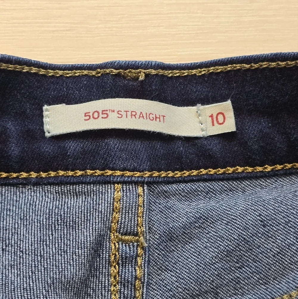 Levis 505 Straight Jeans Size 10 (30 Waist, 32 Length)